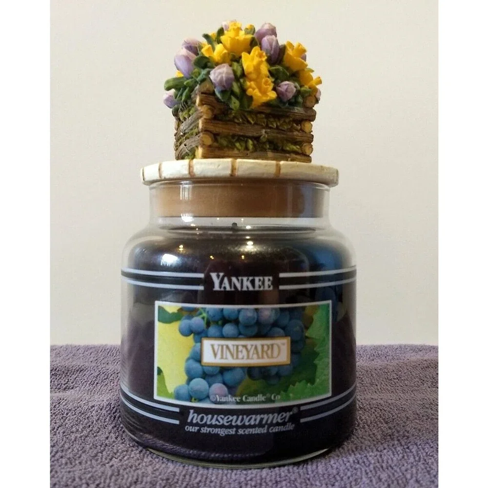 VINEYARD Yankee Candle Black Band ORIGINAL 14.5oz WHITE LABEL & Flower‎ Topper
